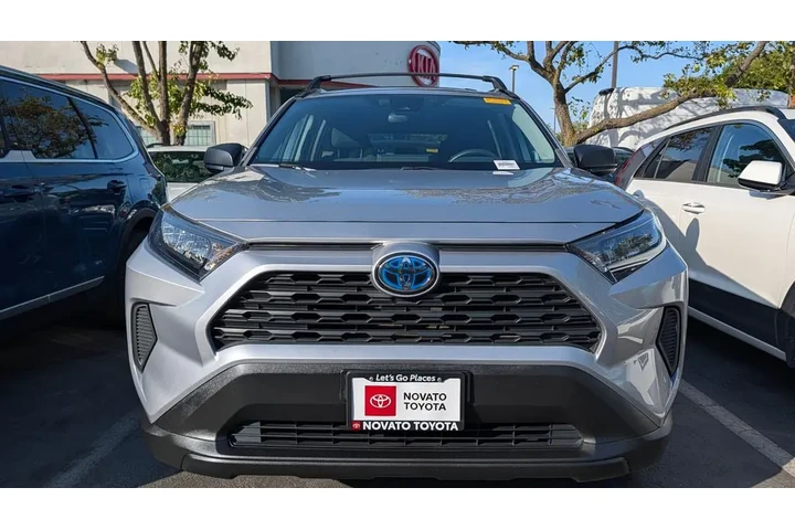 $33999 : Gold Certified 2022 RAV4 Hybr image 5