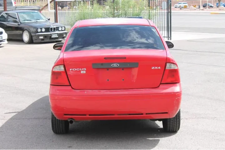 $2995 : 2005 Focus ZX4 SE image 7