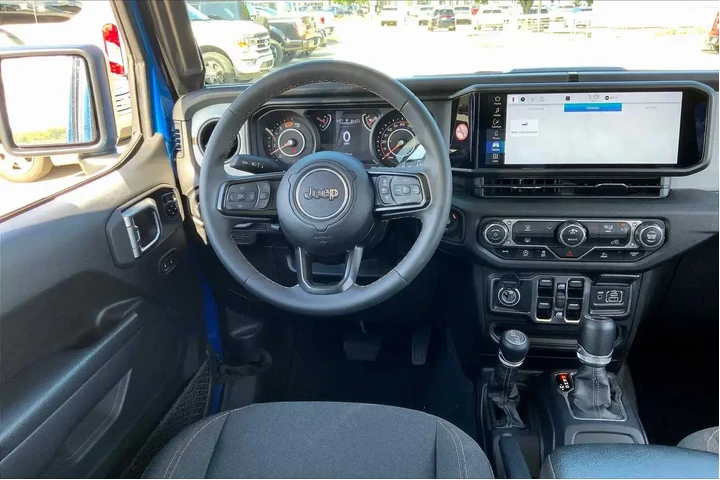 $31995 : Jeep Wrangler 2024 4x4 Sport image 5