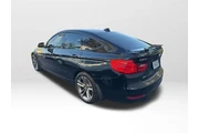 $15192 : BMW 3 Series 2016 AWD 328i x thumbnail
