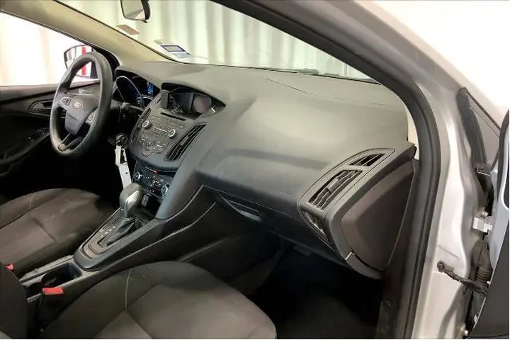 $6291 : Ford Focus 2016 S 4dr Sedan image 8
