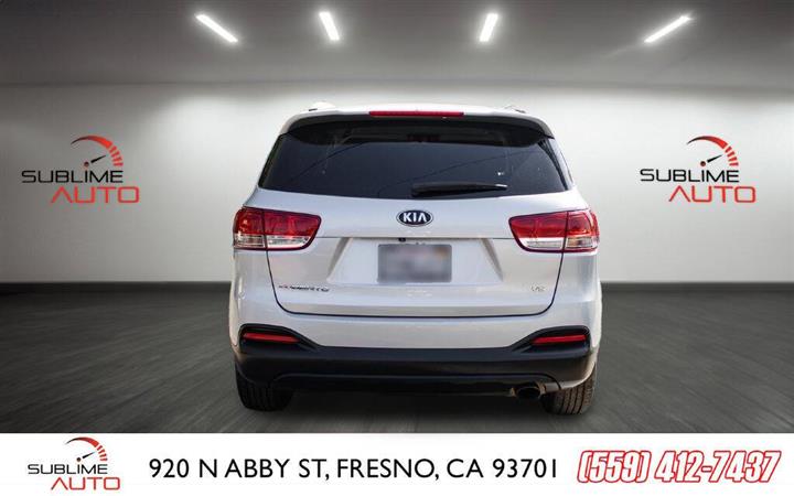 $13995 : 2017 Sorento image 5