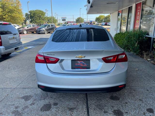 $9999 : 2018 Malibu LS image 7