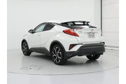 $15998 : Toyota C-HR 2018 XLE 4dr Cro thumbnail