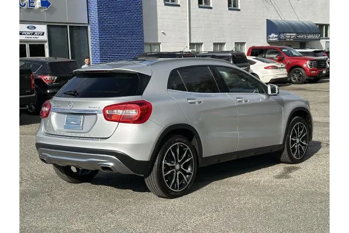 $13900 : Mercedes-Benz GLA 2016 AWD G image 6