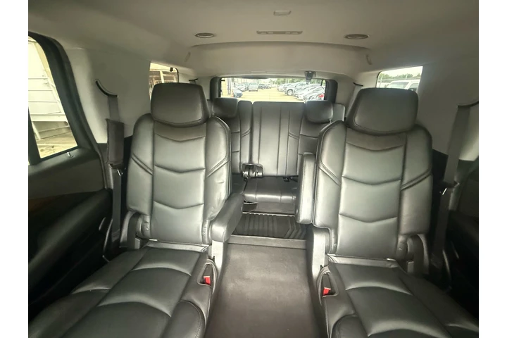 $33996 : 2019 Escalade Premium Luxury image 8