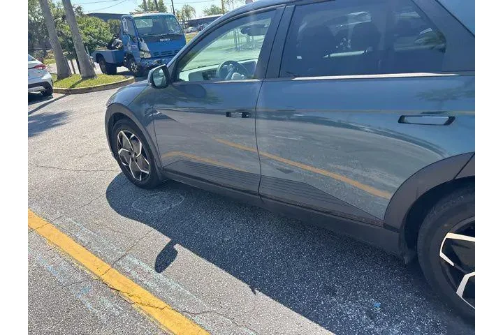 $17879 : Hyundai IONIQ 5 2022 SEL 4dr image 5