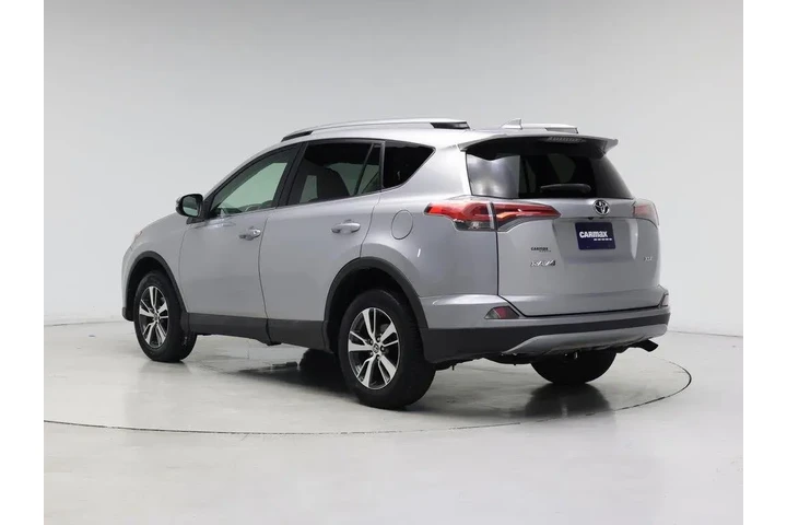 $20998 : Toyota RAV4 2017 XLE 4dr SUV image 2