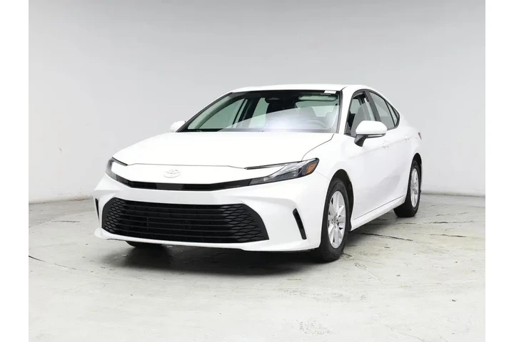 $26998 : Toyota Camry 2025 LE 4dr Sed image 4