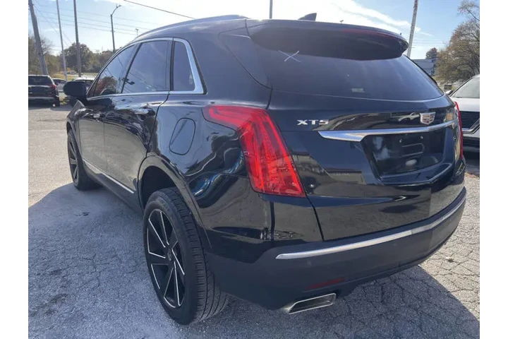 $12999 : 2017 XT5 image 8