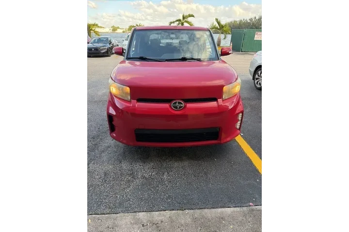 $6990 : Scion xB 2014 Base 4dr Wagon image 2