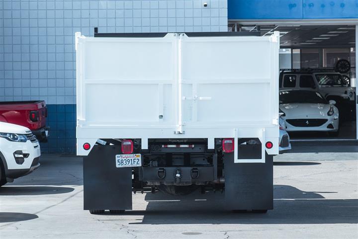 2016 Super Duty F-550 DRW XL image 6