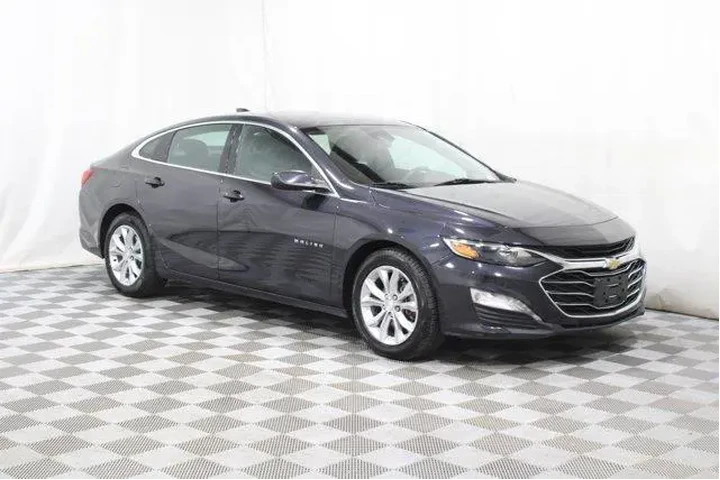 $19988 : Chevrolet Malibu 2023 LT 4dr image 1