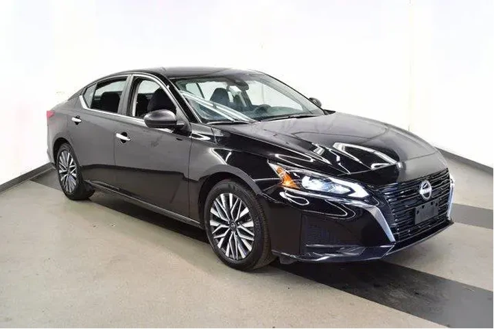 $20994 : Nissan Altima 2025 2.5 SV 4d image 2