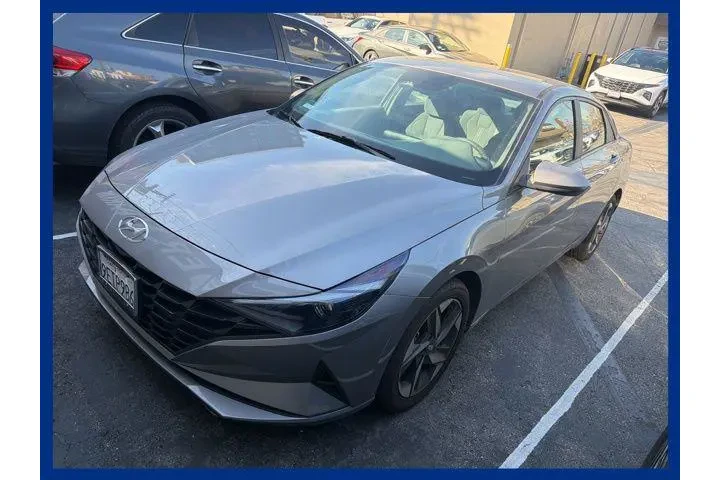 $24880 : Hyundai ELANTRA 2023 SEL 4dr image 2