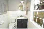 $2000 : Move In Ready Is Perfect Famil thumbnail