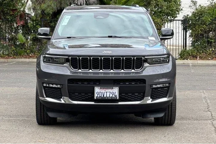 $31789 : Jeep Grand Cherokee L 2023 4 image 8