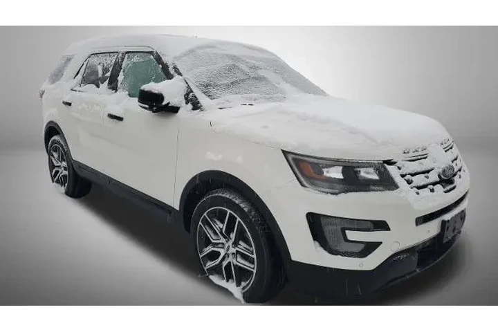 $18345 : Ford Explorer 2017 AWD Sport image 2