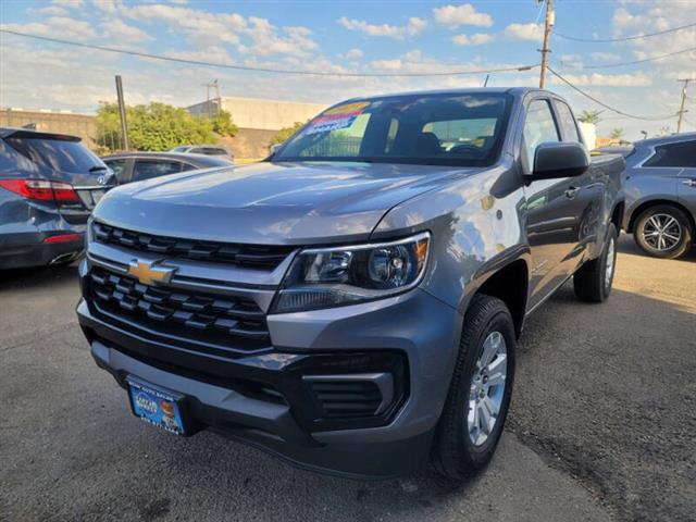 $23999 : 2021 Colorado LT image 4