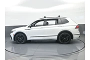 $20904 : Volkswagen Tiguan 2022 SE R- thumbnail