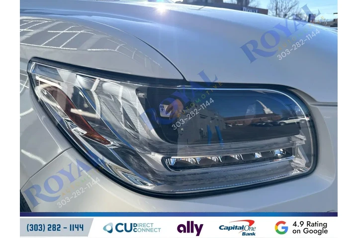 $37995 : 2020 Navigator Reserve image 7