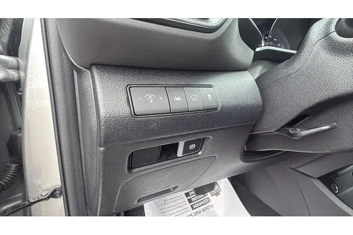 $24064 : Hyundai SANTA FE 2023 AWD SE image 9