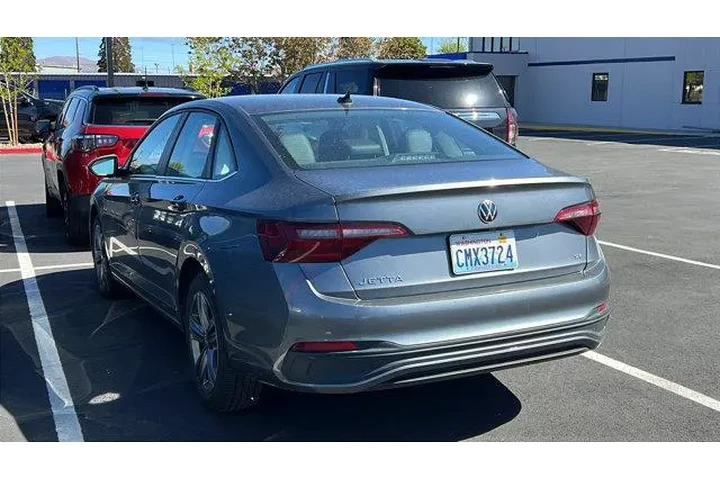 $25984 : Volkswagen Jetta 2024 SE 4dr image 3