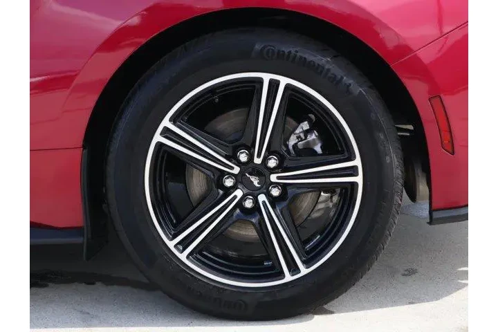 $34988 : Ford Mustang 2025 EcoBoost 2 image 8