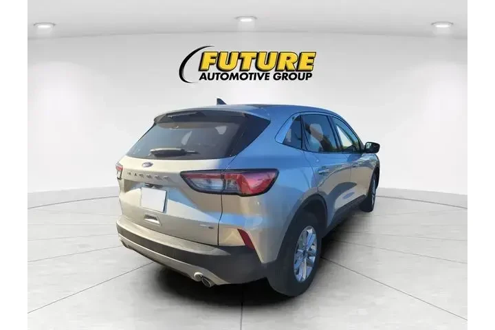 $14997 : Ford Escape 2020 AWD SE 4dr image 3