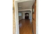 $1400 : South-Gate 3 & 1 Bath thumbnail