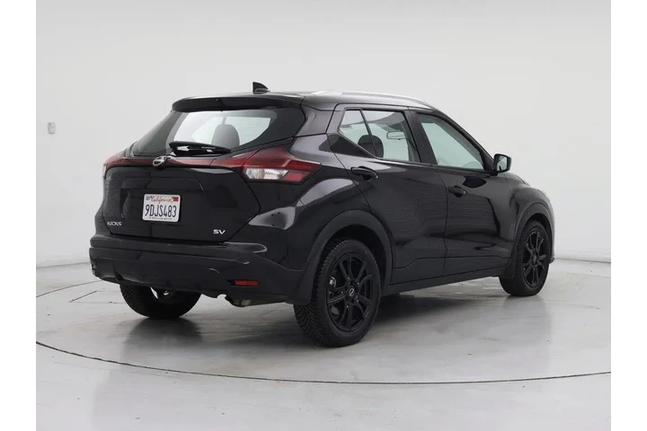 $18998 : Nissan Kicks 2023 SV 4dr Cro image 8