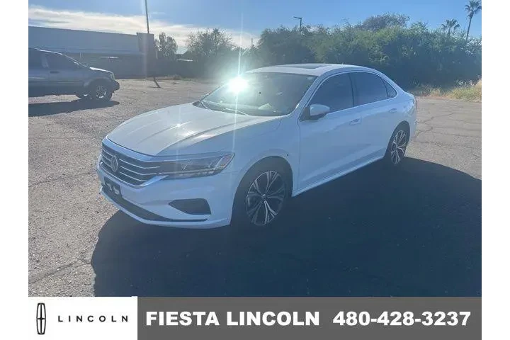 $19575 : Volkswagen Passat 2020 SEL 4 image 1