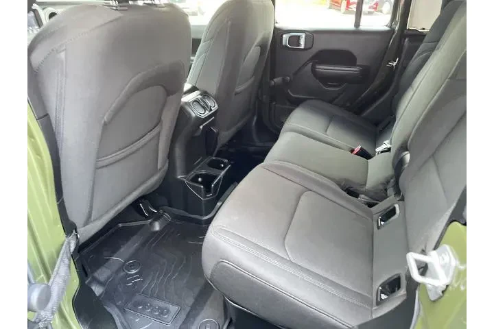 $27700 : Jeep Gladiator 2022 4x4 Spor image 10