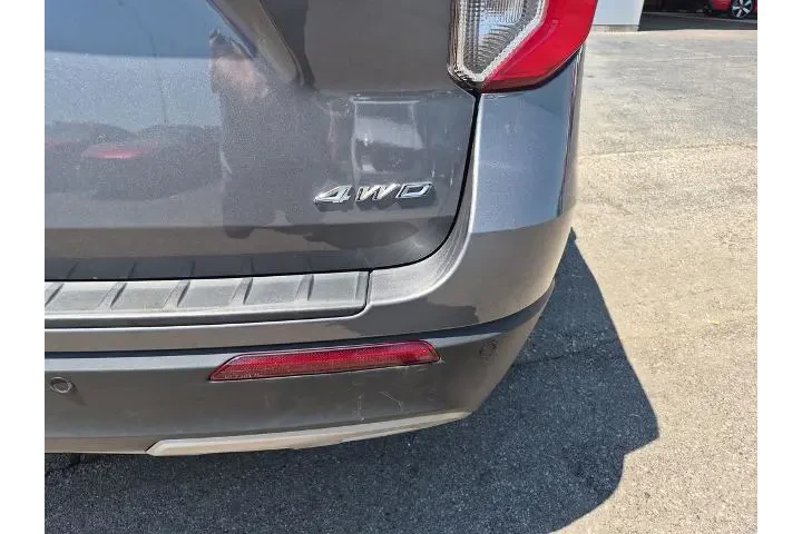 $29984 : Ford Explorer 2024 AWD XLT 4 image 7