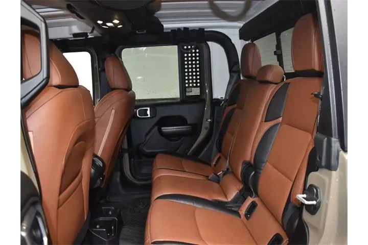 $24977 : Jeep Gladiator 2020 4x4 Spor image 10