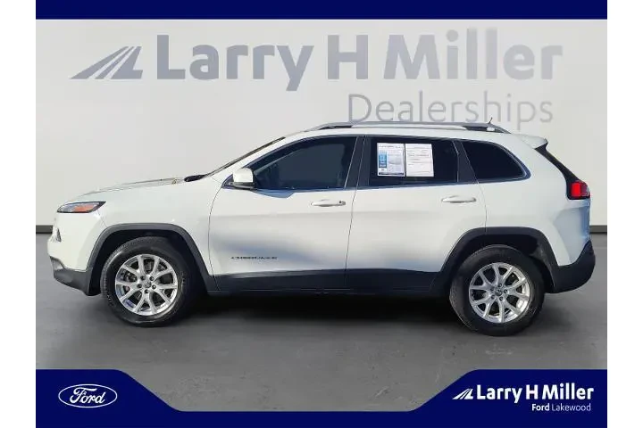$10000 : Jeep Cherokee 2015 4x4 Latit image 2