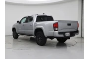 $38998 : Toyota Tacoma 2023 4x4 SR5 V thumbnail
