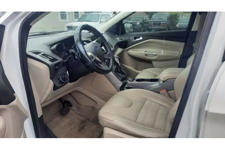 $7495 : 2015 Escape SE image 3
