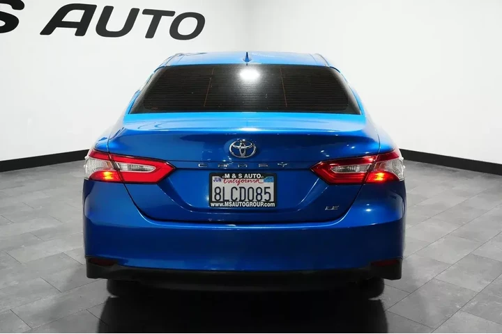 $18555 : 2019 Camry image 10