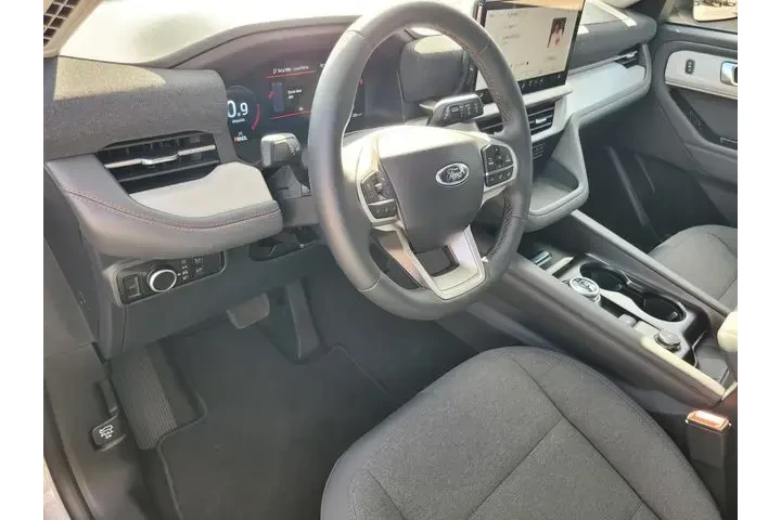 $37208 : Ford Explorer 2025 Active 4d image 9