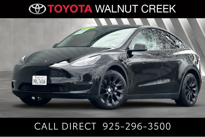 $38000 : Tesla Model Y 2025 AWD Long image 1