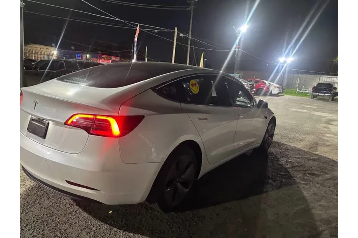 $22999 : 2019 Model 3 Standard Range P image 7