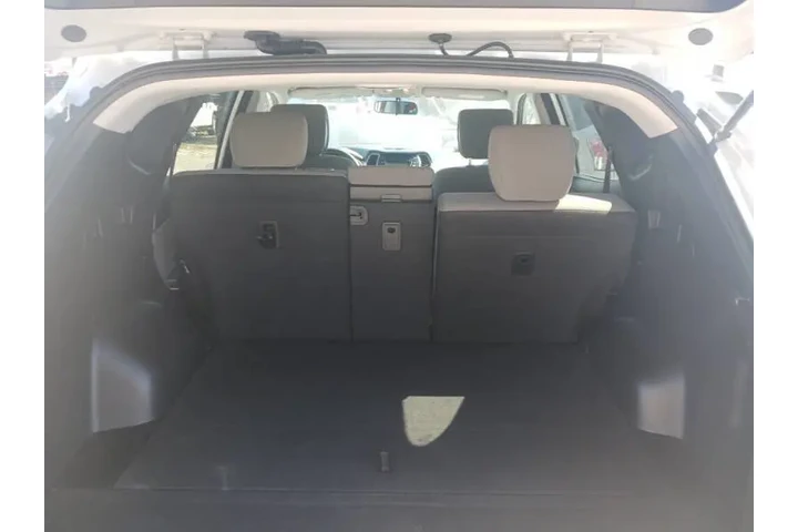 $9000 : 2016 Santa Fe Sport 2.4L image 7