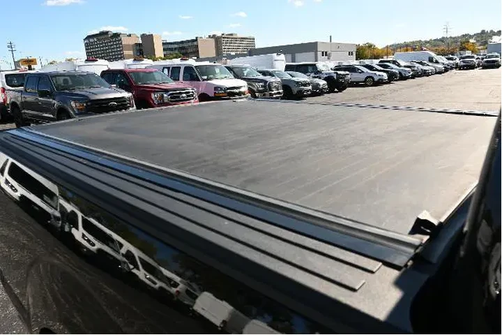 $27988 : Ford F-150 2019 4x4 XLT 4dr image 7