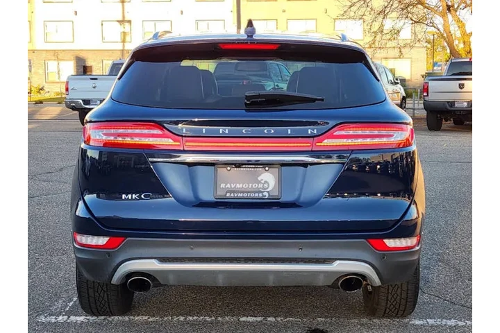 $16472 : 2019 MKC Reserve image 10