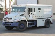 $15995 : 2008 Hino 268 thumbnail