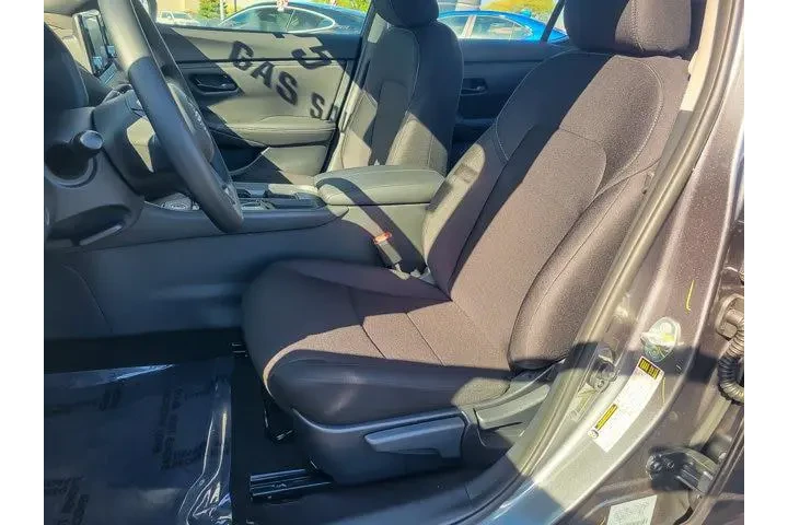 $24898 : Nissan Sentra 2025 S 4dr Sed image 10