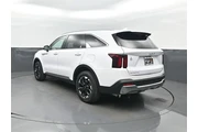 $25995 : Kia Sorento 2024 AWD S 4dr S thumbnail
