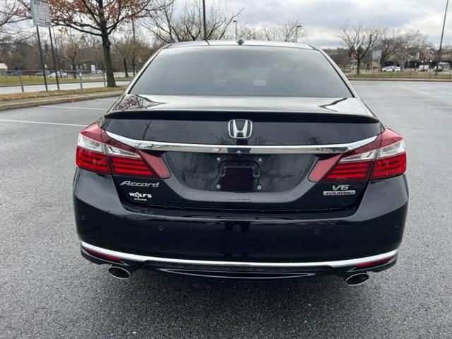 $14500 : 2016 Accord Touring image 7