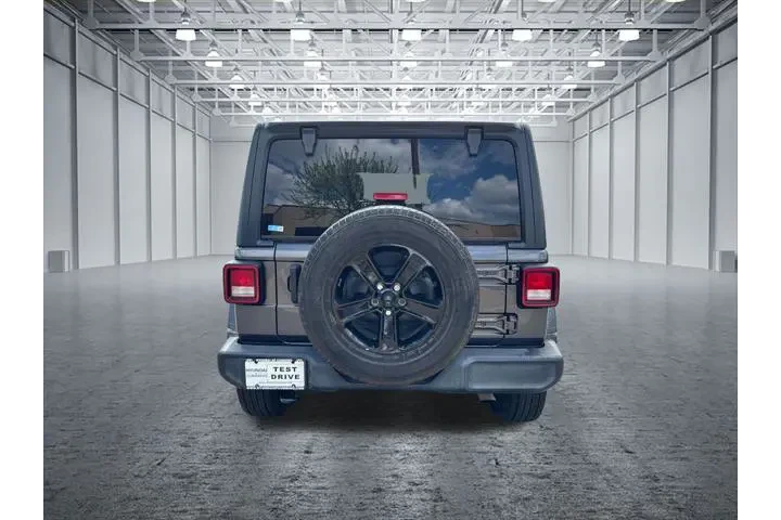 $25850 : Jeep Wrangler Unlimited 2021 image 6